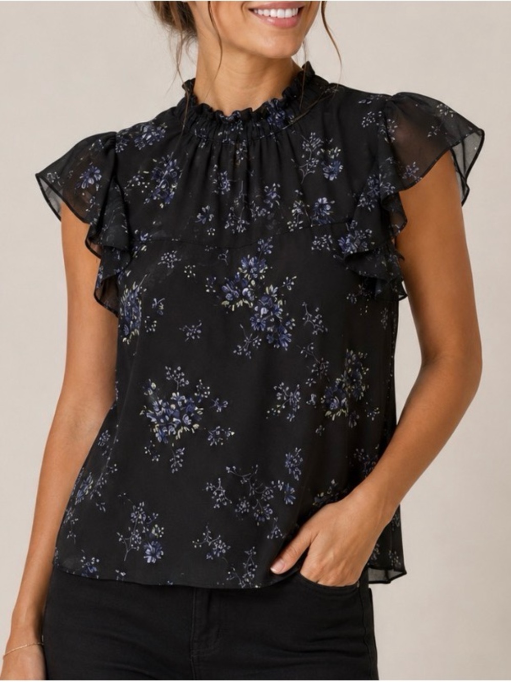 2/$15 🖤💙 Black Floral Reitsmans Cap Sleeve Blouse size XS